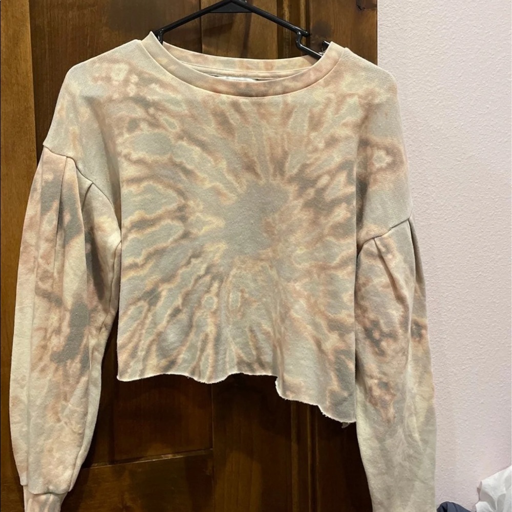 tiedye cropped sweatshirt